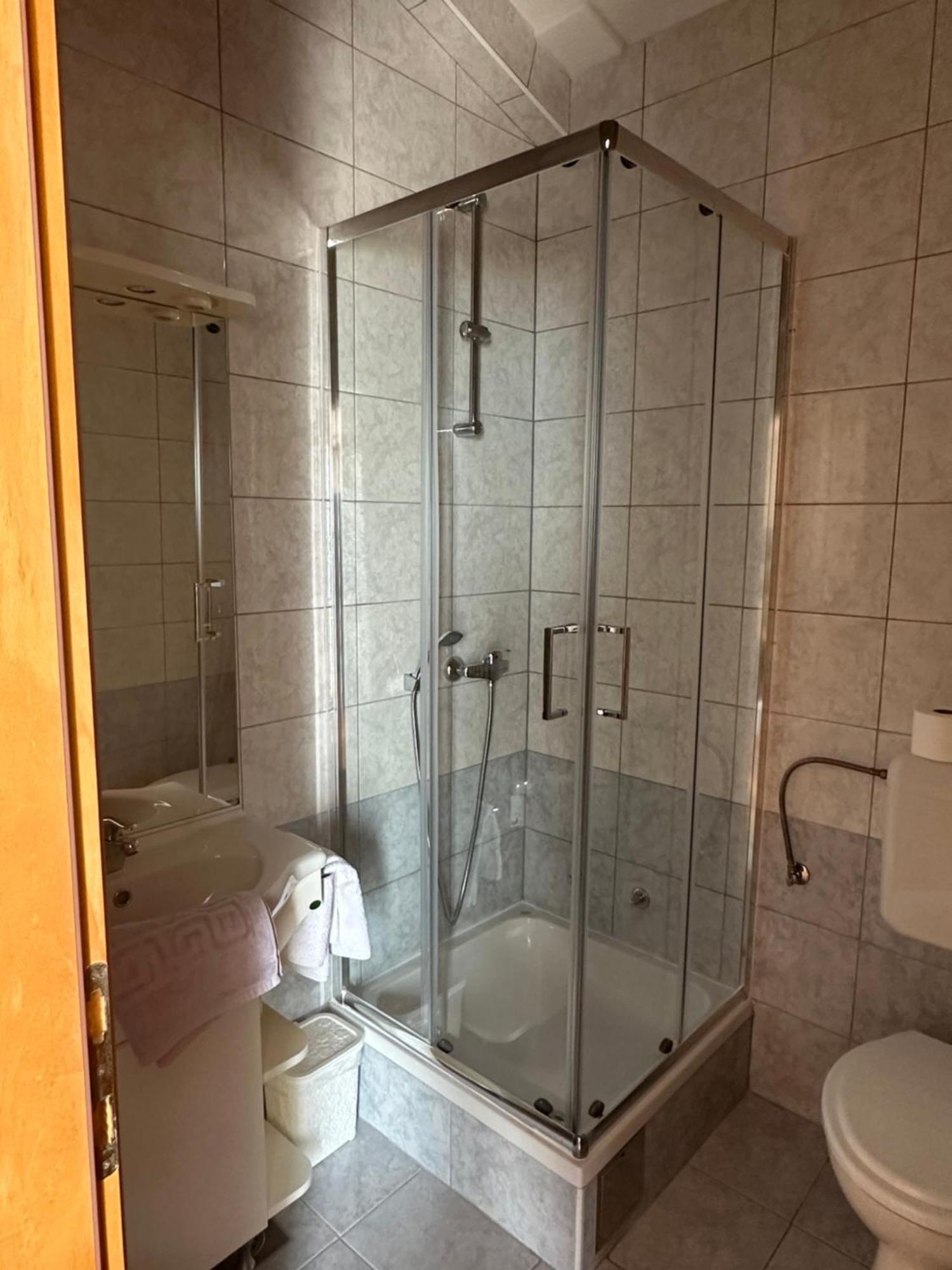 Pension Maric Rooms Brist Kültér fotó