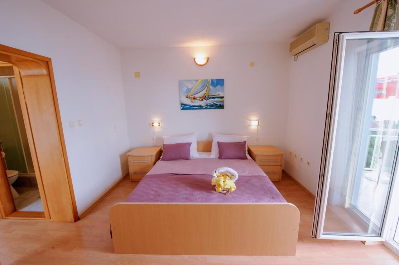 Pension Maric Rooms Brist Kültér fotó