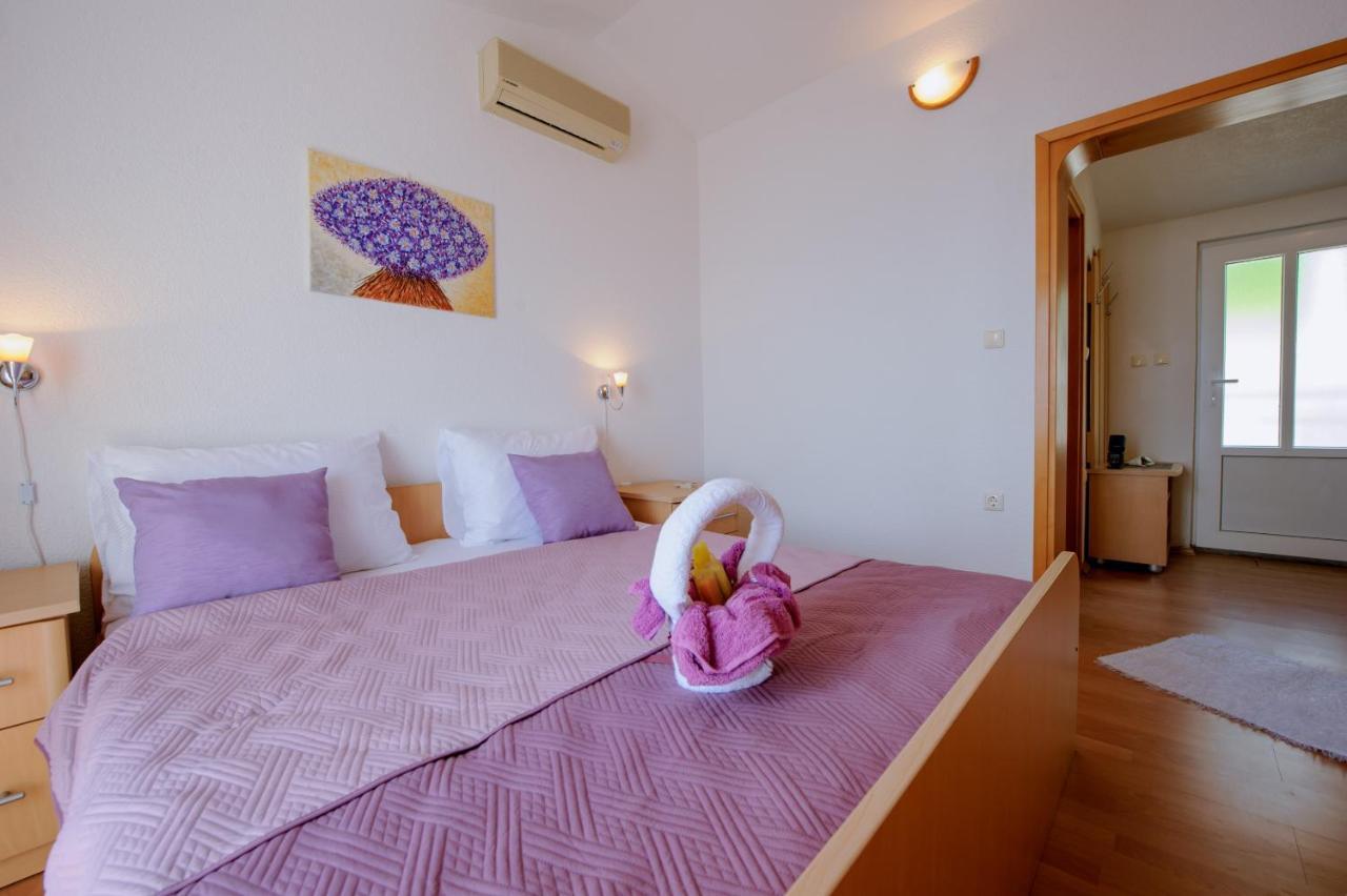 Pension Maric Rooms Brist Kültér fotó