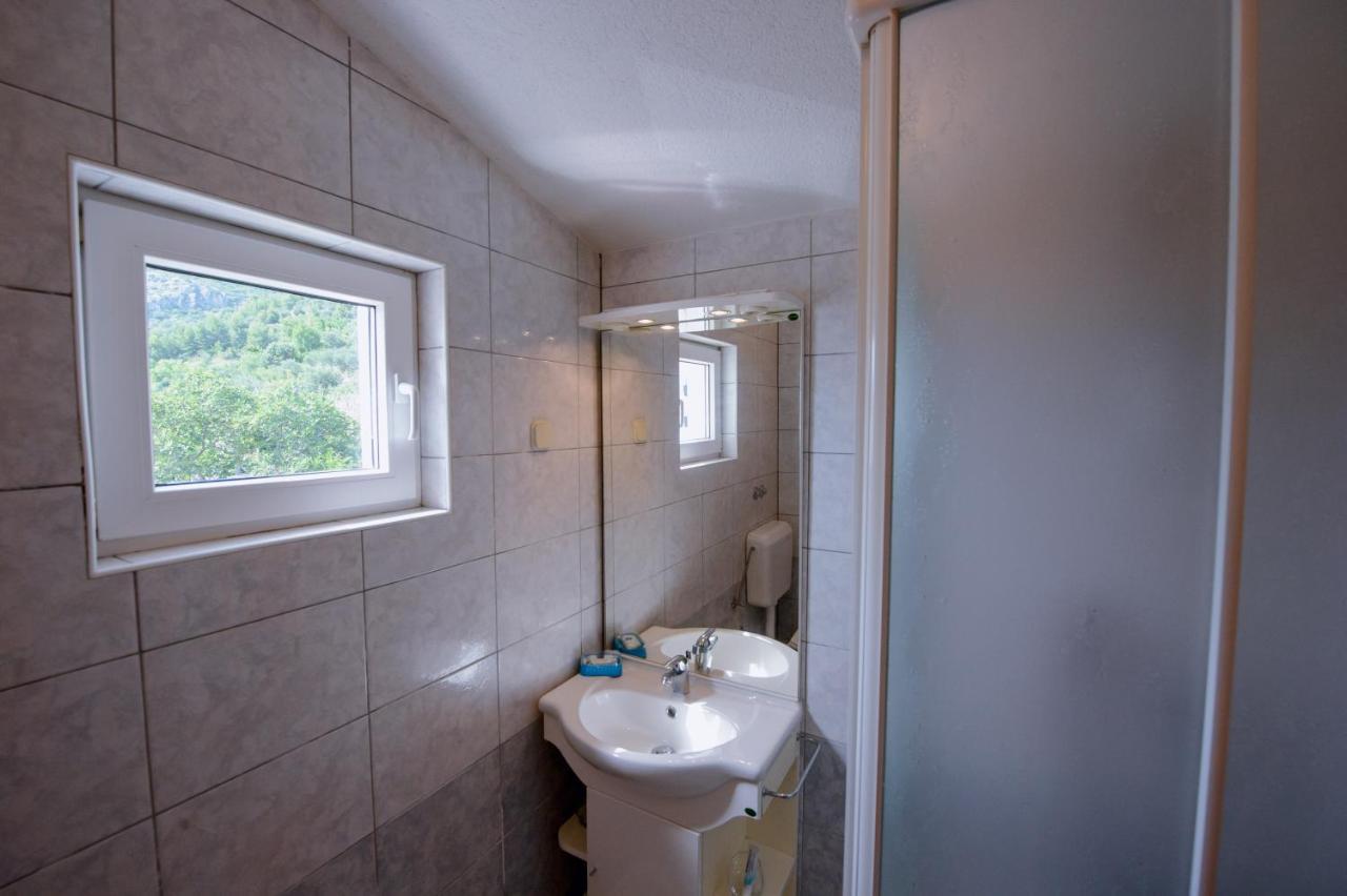 Pension Maric Rooms Brist Kültér fotó
