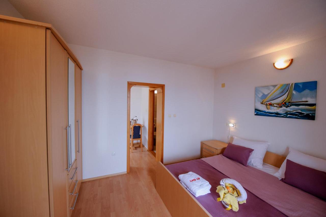 Pension Maric Rooms Brist Kültér fotó